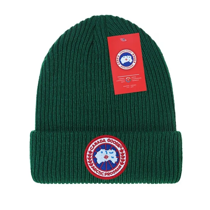 Canada%20Goose%20Fashion%20Embroidered%20Sliding%20Beanie%20Hat%20Men%20and%20Women%20Versatile%20Warm%20Autumn%20and%20Winter%20Trendy%20Hat%20-%20Image%205