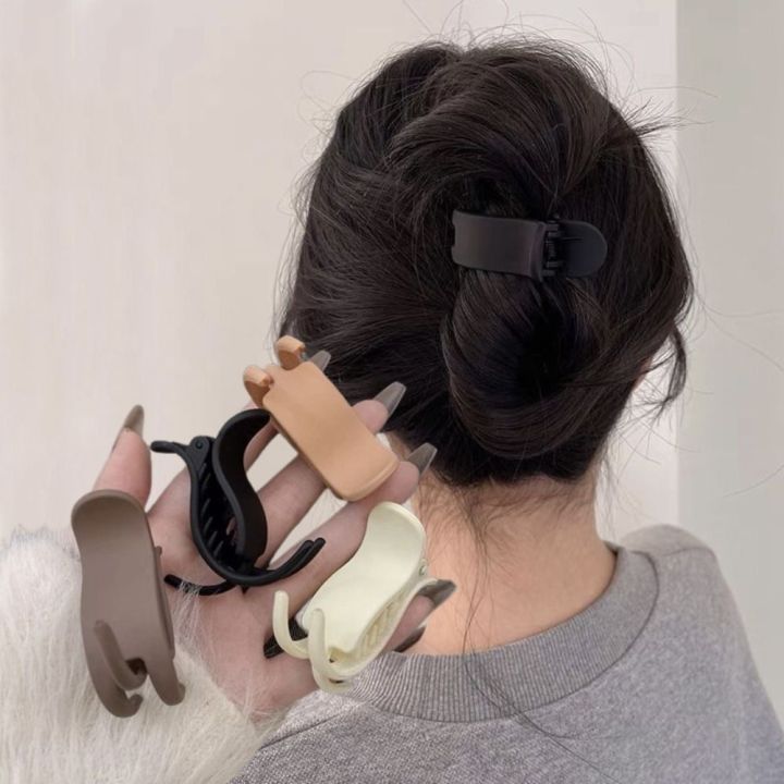 Fashion%20Simple%20Ponytail%20Hair%20Clip%20Solid%20Color%20Hair%20Accessories%20Small%20Hair%20Claw%20Clips%20Headwear%20Headdress%20Hairpin%20Girls%20-%20Image%204