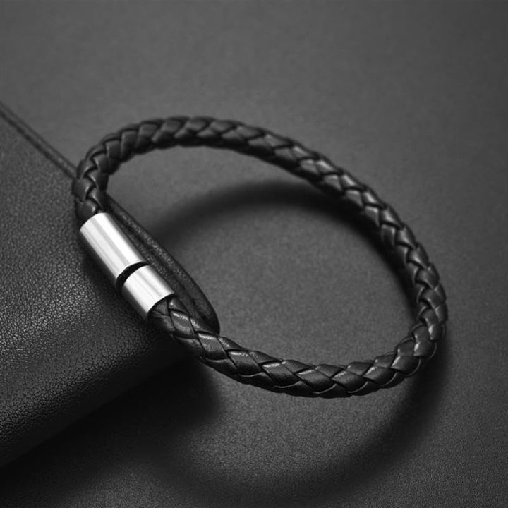 Stainless%20Steel%20Bracelet%20for%20Men%20Black%20Color%205*10%20%5B21cm%5D%20-%20Image%204