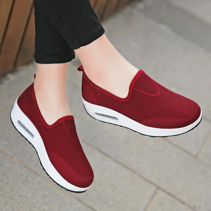 2020%20Spring%20New%20Style%20Fly%20Web%20Surface%20Students%20Sports%20Footwear%20women%20Thick%20Bottomed%20Extra%20High%20Rocking%20Shoes%20Versatile%20a%20Pedal%20-%20Image%203