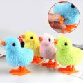 5 Pcs Cute Cartoon Baby Chick Wind-Up Walking Toy Set – Clockwise Key Mechanical Moving Chicken for Kids.