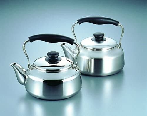 Boil%20Water%20Easily%20With%20A%20Stainless%20Steel%20Tea%20Kettle%20-%20Ideal%20For%20Brewing%20Your%20Favorite%20Hot%20Beverages%20-%20Image%205