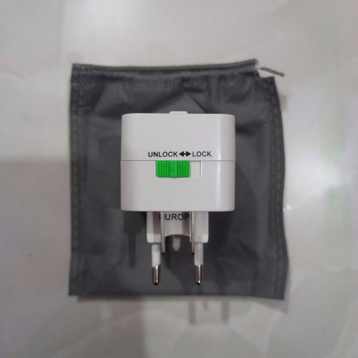 ALL-IN-ONE%20Universal%20Travel%20Adapter%20-%20(UK/US/AU/EU/CA)%20-%20Image%204