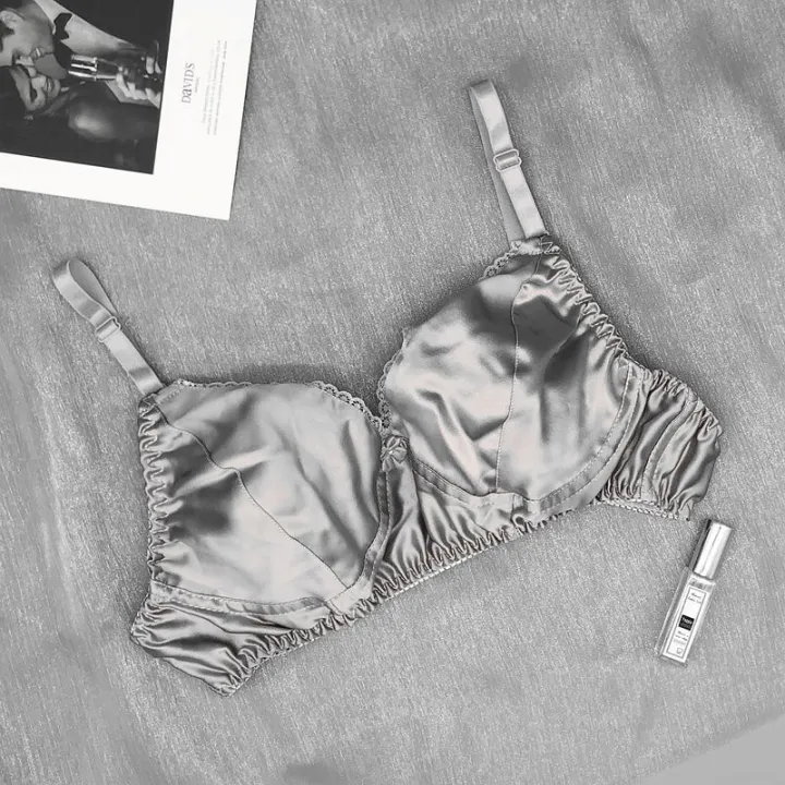Silk%20Bra%20Double-Sided%20Mulberry%20Silk%20Smooth%20Satin%20Double-Sided%20Silk%20Wireless%20Sponge-Free%20Bra%20Big%20Chest%20Underwear%20for%20Women%20-%20Image%204