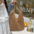 Woven Straw Straw Bag Fashionable Versatile Lightweight Shoulder Bag Large Capacity Tote Bag for Summer Vacation Beach Travel Daily Use.
