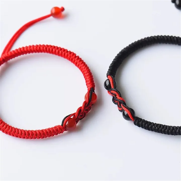 charm%20detail%20Ethnic%20bracelet%20Stylish%20Adjustable%20size%20Handmade%20rope%20material%20Woven%20amulet%20bracelet%20Ethnic%20design%20Woven%20craftsmanship%20Adjustable%20bracelet%20for%20wear%20Yoga%20and%20meditation%20Ethnic%20fashion%20-%20Image%205