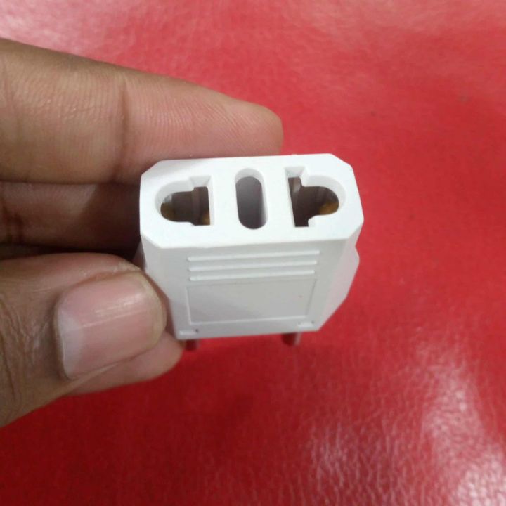 EU%202-Pin%20Plug%20To%202-Pin%20Socket%20Converter%20250V%206A%20Multifunction%20Adapter%20-%20Image%204