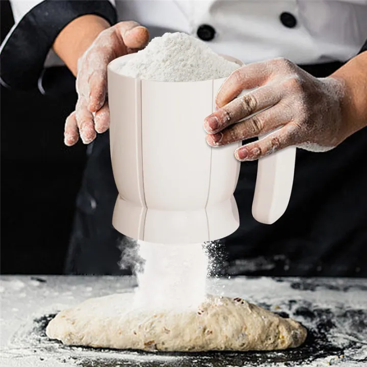 Flour%20Sifter%20Cup%20for%20Easy%20Baking%20Battery-Operated%20Handheld%20Kitchen%20Tool%20for%20Bread%20-%20Image%202