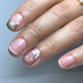 24pcs Short Round Nails Flower Pattern Wave Design Artificial Nail Tips Press on Toenail for Girl Wearable.