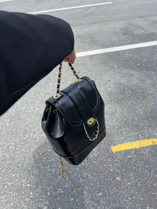 Korean%20Niche%20Autumn%20and%20Winter%20Mini%20Chanel%20Style%20Chain%20Backpack%20for%20WomeninsBlogger%20Student%20Oil%20Wax%20Leather%20Shoulder%20Bag%20-%20Image%202