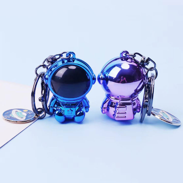 Trendy%20Astronaut%20Key%20Chains%20Lovely%20Hip%20Hop%20Colorful%20Astronaut%20Anime%20Keychain%20Sunlight%20Super%20Store%20-%20Image%206