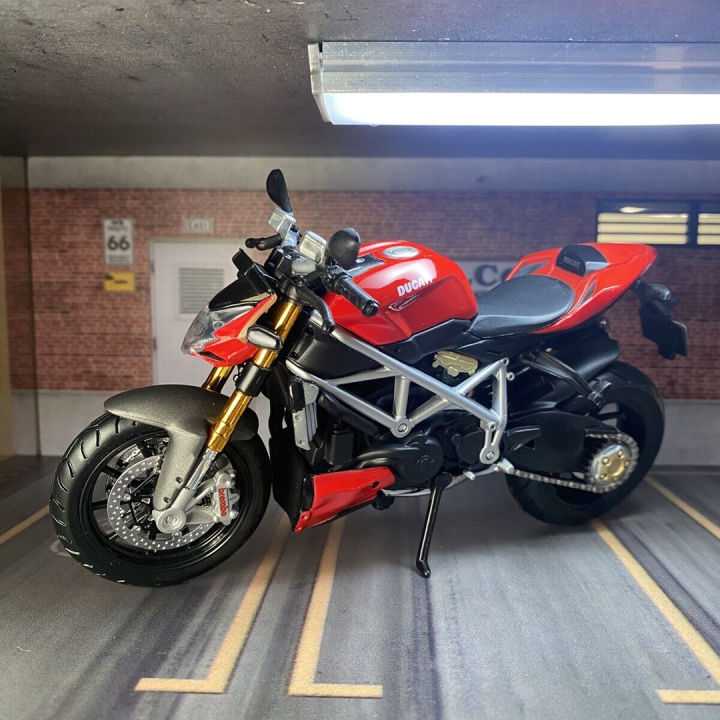 Maisto%201:12%20Ducati%20Mod.%20Streetfighter%20S%20Die-Cast%20Vehicles%20Motorcycle%20Model%20Bike%20Toy%20-%20Image%206