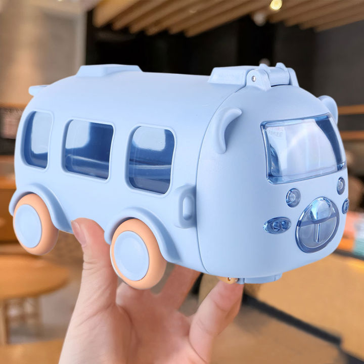 500ML%20Bus%20Shape%20Cute%20Car%20Water%20Bottle%20with%20Movable%20Wheels%20Strap%20Plastic%20Drinking%20Bottle%20Leakproof%20for%20Boys%20Girls%20-%20Image%202