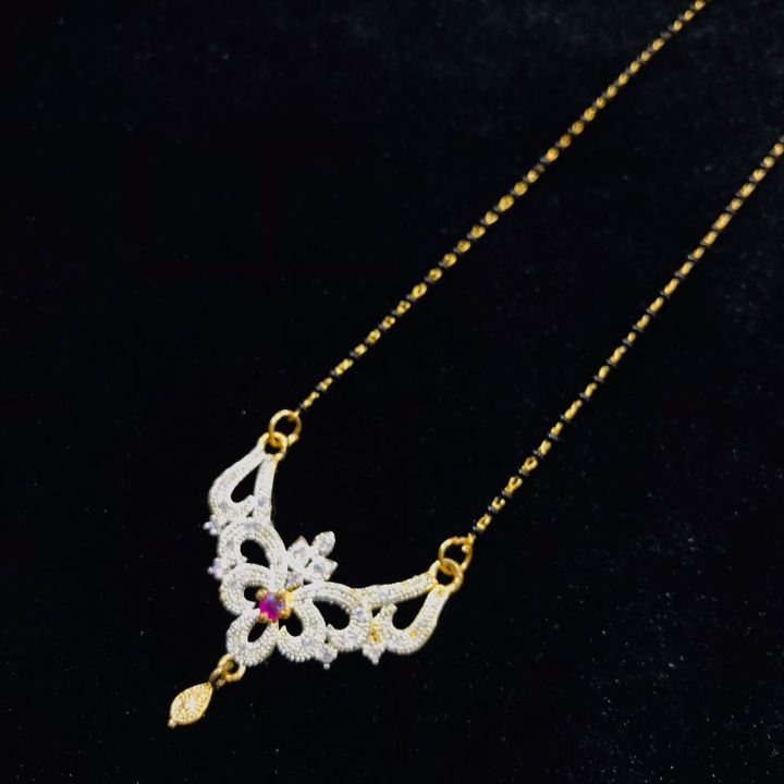 Indian%20Mangalsutra%20Bridal%20Jewelry%20South%20Indian%20Mangalsutra%20Diamond%20Mangalsutra%20Bridal%20Mangalsutra%20Necklaces%20-%20Image%203