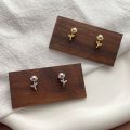 S925 sterling silver tulip stud earrings women's ins, sweet and gentle, light luxury, niche design, simple flowers, shell bead earrings.