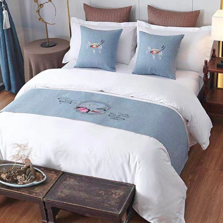 European%20Style%20Bed%20Runners%20Luxury%20Embroidery%20Bed%20Flag%20Throw%20Runner%20Wedding%20Room%20Hotel%20Home%20Decoration%20Bed%20Tail%20Towel%20Pillowcase%20-%20Image%207