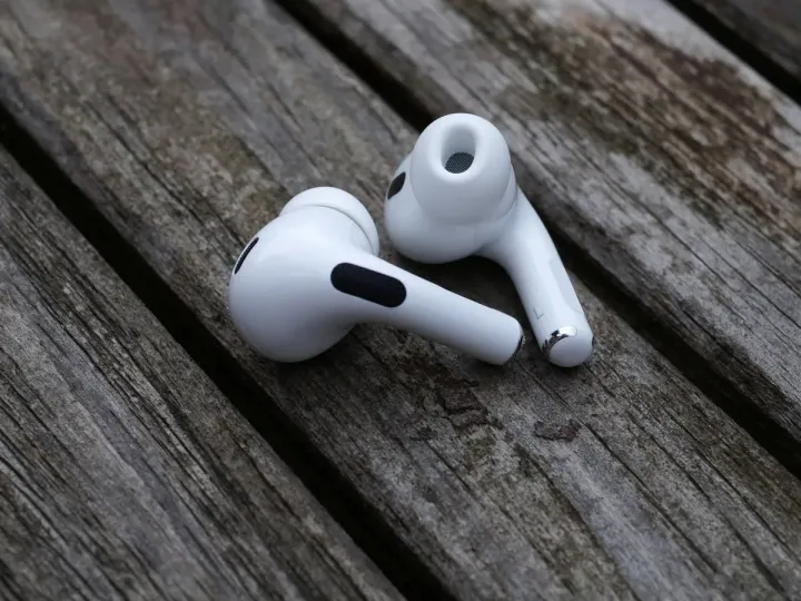 Airpods%20Pro%20Made%20In%20Dubai%20Wireless%20Earbuds%20-%20Bluetooth%20Headphone%20-%20Image%206