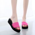 New Slippers Women for Summer No-Slip Fabric Upper Heels Shoes Home Slipper Soft Platform Sole Ladies Beach Shoes Flip Flops. 