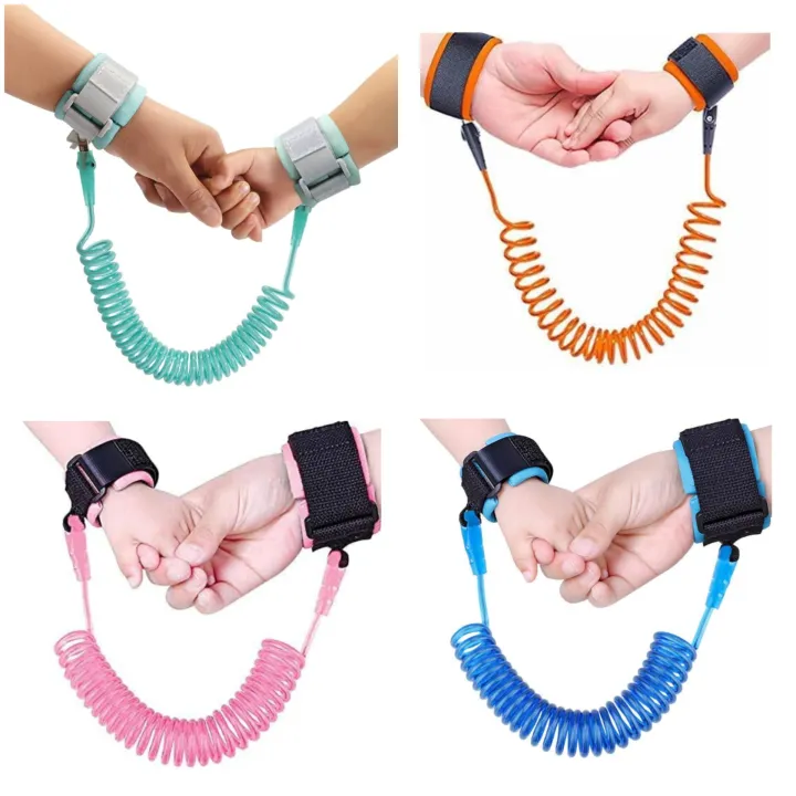 Baby%20Hand%20Cuff%20SafeLink%20Secure%20Wrist%20Leash%20%E2%80%93%20Anti-Lost%20Safety%20Lock%20Rope%20for%20Kids%20-%20Image%203