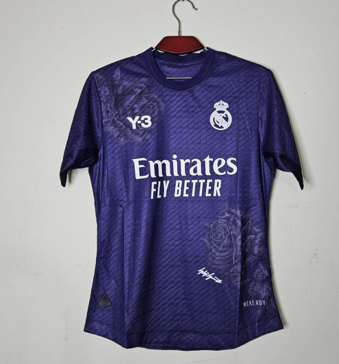 Real%20Madrid's%2023/24%20season%20Kit%20-%20Image%203