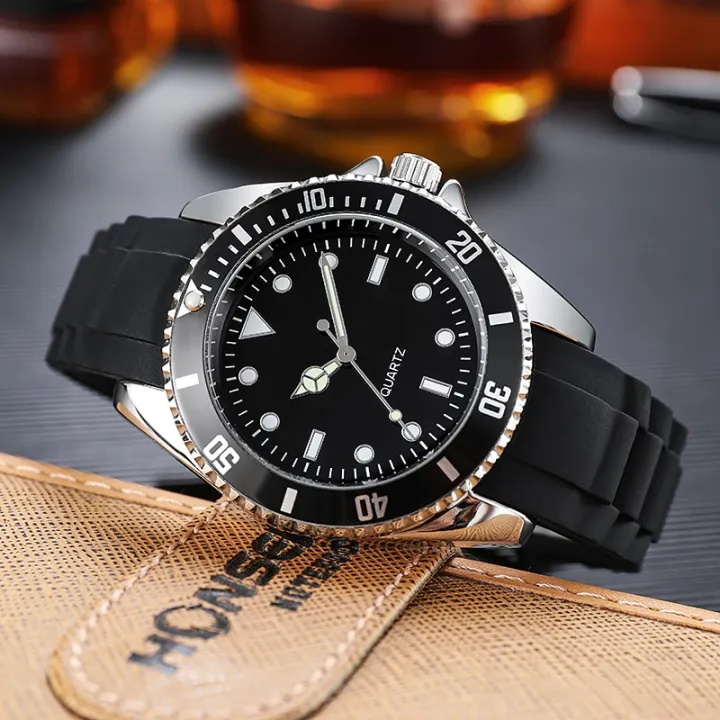 Diver%20Style%20Watch%20Rotating%20Bezel%2042mm%20Dial%20Japan%20Movement%20Geneva%20Rubber%20Strap%20-%20Image%204