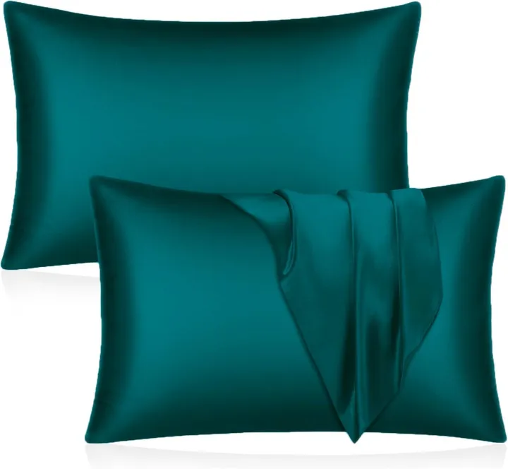 Hair-Friendly%20Silk%20Pillow%20Covers%20%E2%80%93%20Sleep%20Without%20Breakage%20-%20Image%203