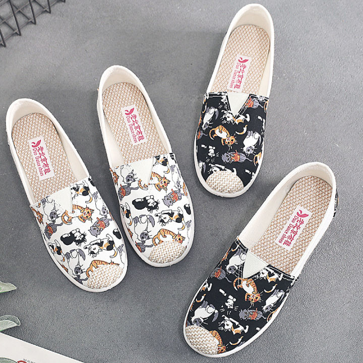 24%20Spring%20and%20Autumn%20New%20Single%20Shoes,%20Women's%20Old%20Beijing%20Cloth%20Shoes,%20Mother's%20Shoes,%20Low-top%20Anti-slip%20Soft-soled%20Casual%20Canvas%20Shoes,%20a%20Dropshipping%20-%20Image%203