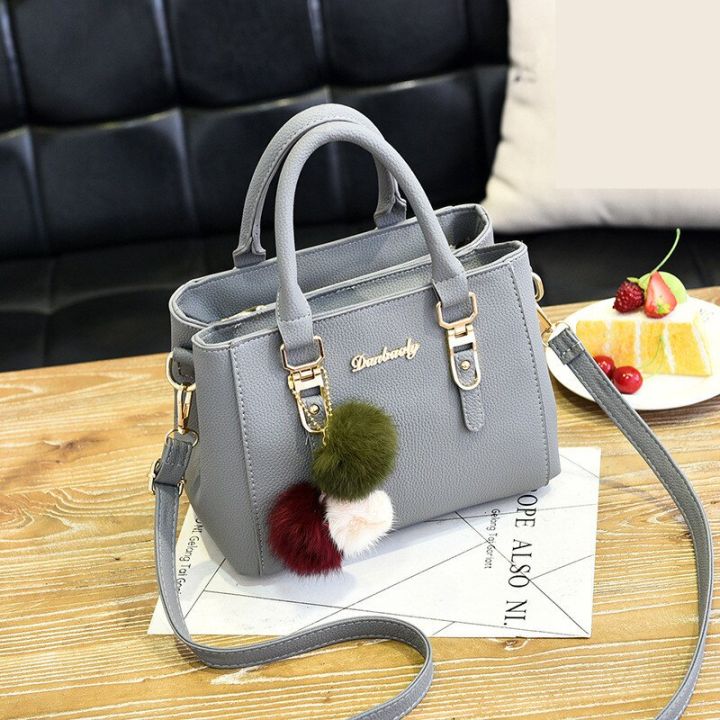 Women%20Bag%20Designer%20New%20Fashion%20Casual%20Women's%20Handbags%20Luxury%20Shoulder%20Bag%20High%20Quality%20PU%20Brand%20Sweet%20Lady%20Tassel%20Korean%20Style%20-%20Image%203