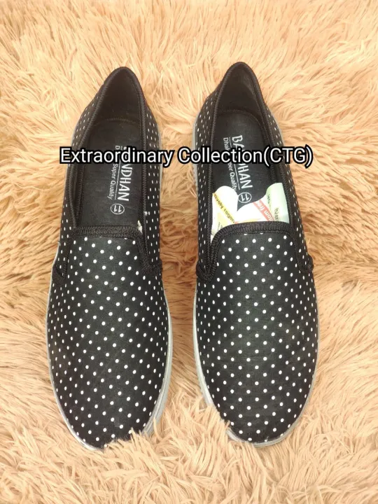 Women's%20Rubber%20Winter%20Sneaker%20Warm%20And%20Comfortable%20Slip-Resistant%20Breathable%20Casual%20Low-Top%20Sneakers%20for%20Cold%20Weather%20-%20Image%203