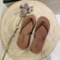 Flip Flops Women's Korean-Style Versatile Casual Fashion Thin Strap Muffin Slippers Women's Summer Non-Slip Flip-Flops Soft Beach Shoes. 