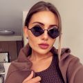 Small Frame Sunglasses Women Prismatic Retro Square Sunglasses Women Brand Designer Plastic Oculos De Sol Feminino.