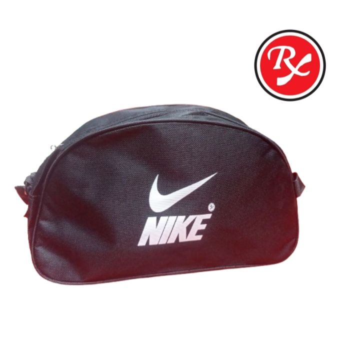 Conveniently%20Carry%20Your%20Gear%20With%20Gym%20Sack%20Shoes%20Bag%20-%20Versatile%20Bag%20For%20Football,%20Soccer,%20And%20Other%20Sports%20-%20Image%203