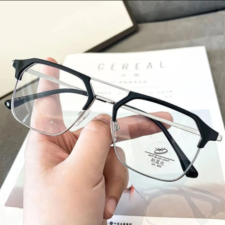 Blue%20Ray%20Cut%20Glass%20for%20Men%20-%20Transparent%20Lens,%20Metal%20Frame,%20Gold%20&%20Silver%20Colors,%20Suitable%20for%20Mobile,%20TV,%20Laptop%20Use%20-%20Image%207