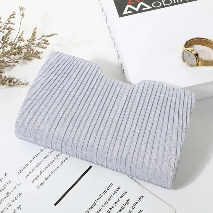 Stylish%20Premium%20dinner%20Party%20Bag%20Light%20Luxury%20Stripe%20Clutch%20bag%20Metal%20chain%20shoulder%20bag%20Simple%20underarm%20Party%20Evening%20dress%20bag%20-%20Image%203
