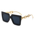 Box sunglasses Europe and the big box sunglasses retro fashion sunglasses female. 