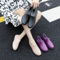 Spring and autumn fashion shallow rain boots women's anti-slip low-top flat rain boots plus fleece water boots kitchen work rubber shoes waterproof shoes. 