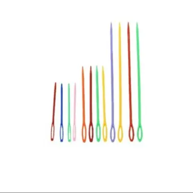 Large%20Eye%20Plastic%20Sewing%20Needles%20(16%20pieces)%20-%20Image%203