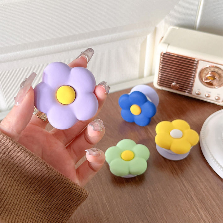 pop%20socket%20for%20Mobile%20phone%20airbag%20bracket%20ins%20style%20Japanese%20style%20fresh%20three-dimensional%20frosted%20dopamine%20color%20flower%20adhesive%20retractable%20-%20Image%204