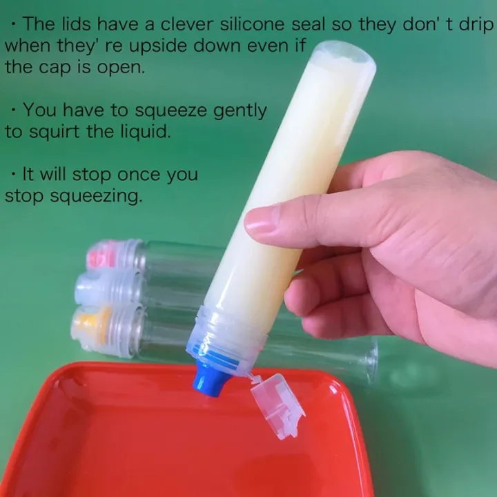4pcs%20Plastic%20Honey%20Squeeze%20Bottles%20Salad%20Dressing%20Dispensers%20Refillable%20Condiment%20Containers%20Flip%20Cap%20Syrup/Sauce/Oil%20Squeezable%20-%20Image%203
