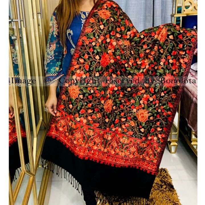 Kashmiri%20Poshmina%20shawl%20%7C%7C%20Women%20winter%20collection%20%7C%7C%20sal%20%7C%7C%20-%20Image%202