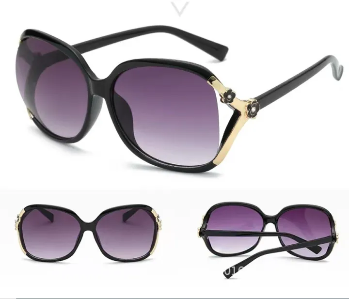 Classical%20Fashionable%20New%20Model%20Sunglass%20For%20Women/Girls%20-%20Image%202