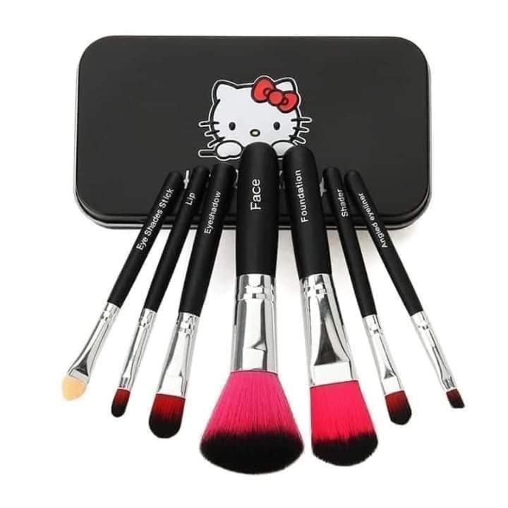 Hello Kitty Mini Makeup Grooming Brush Set set 7 in 1 - Makeup Combo Set - Makeup Brush Set