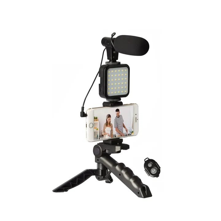 Exclusive%20AY-49%20Phone%20Vlog%20Tripod%20Vlogging%20Kits%20Live%20Selfie%20Fill%20Light%20Integration%20with%20Remote%20Control%20Microphone%20LED%20Light%20-%20Image%204