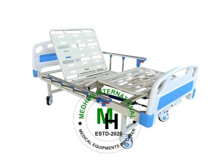 ABS%20Two%20(02)%20Function%20Manual%20Hospital%20Bed%20with%20Mattress%20and%20IV%20pole%20(China)%20-%20Image%203