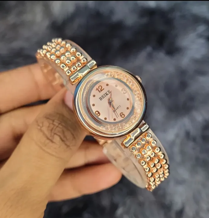 New%20Fashionable%20stainless%20analogue%20Hand%20watches%20for%20women's%20-%20Image%203