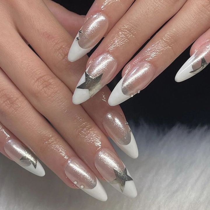 French%20Nails%20Red%20Five-pointed%20Star%20False%20Nails%20Full%20Cover%20Press%20on%20Nail%20Tips%20y2k%20Nail%20Art%20Almond%20Artificial%20Nail%20Patches%20-%20Image%207