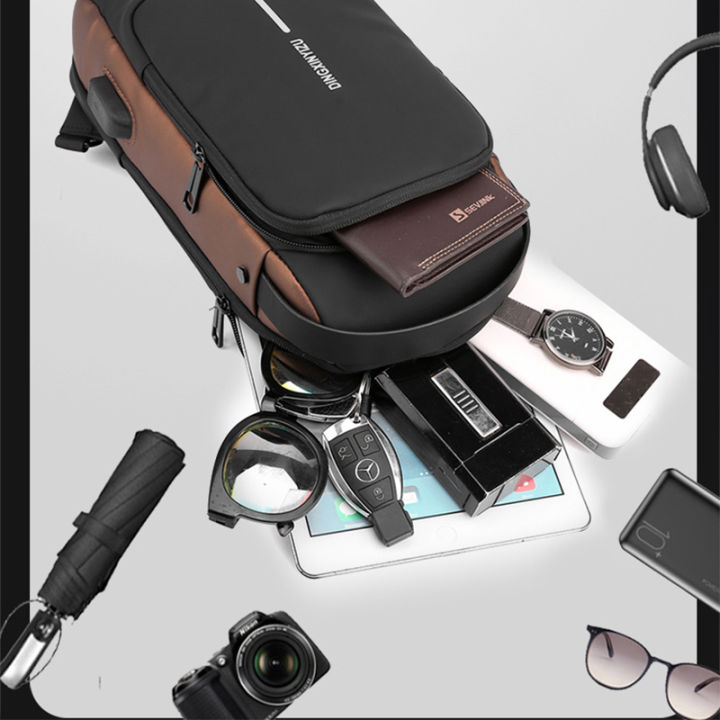 Multipurpose%20Patent%20Leather%20Chest%20Bag%20Biker%20Bag%20-%20Waterproof%20Men's%20Travel%20Bags%20to%20Keep%20Your%20Belongings%20Safe%20-%20Chest%20Bags%20with%20Charging%20-%20Image%208