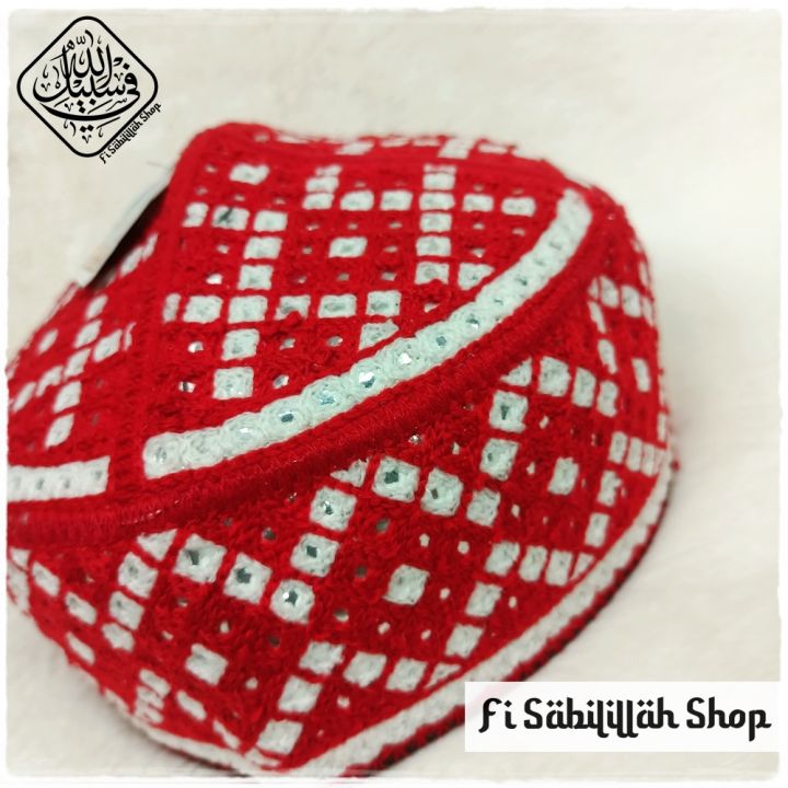 Pakistani%20Tupi%20-%20Islamic%20Product%20-%20High-quality%20Prayer%20Pakistani%20Tupi%20for%20men.%20-%20Image%203