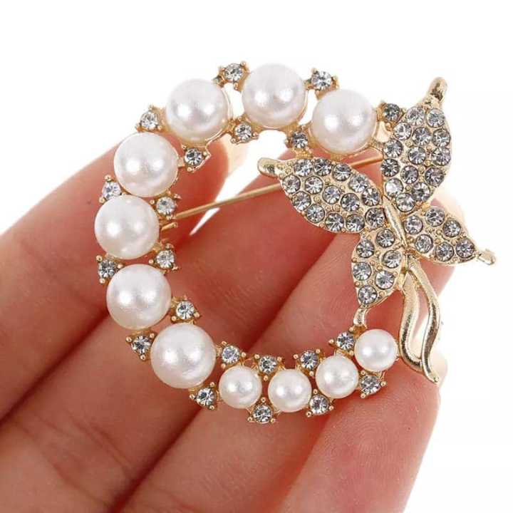 Fashion%20Pearl%20Butterfly%20Rhinestone%20Flower%20Brooch%20Hijab%20Pin%20for%20girl%20-%20Image%203