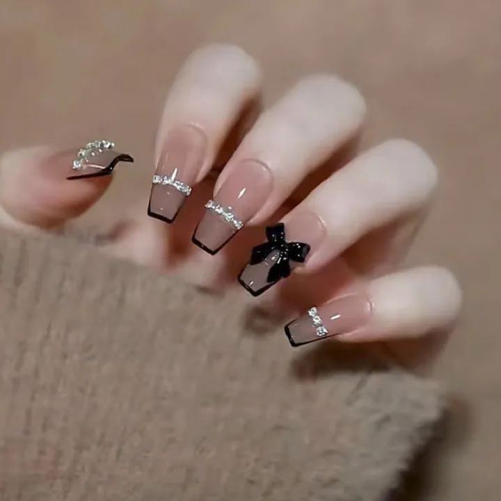 24pcs%20Artificial%20Nails%20Butterfly%20Rhinestones%20Full%20Cover%20Nail%20Tips%20Shiny%20Diy%20Nail%20Decorations%20Press%20On%20Nail%20Tips%20False%20Nail%20Patc%20-%20Image%204